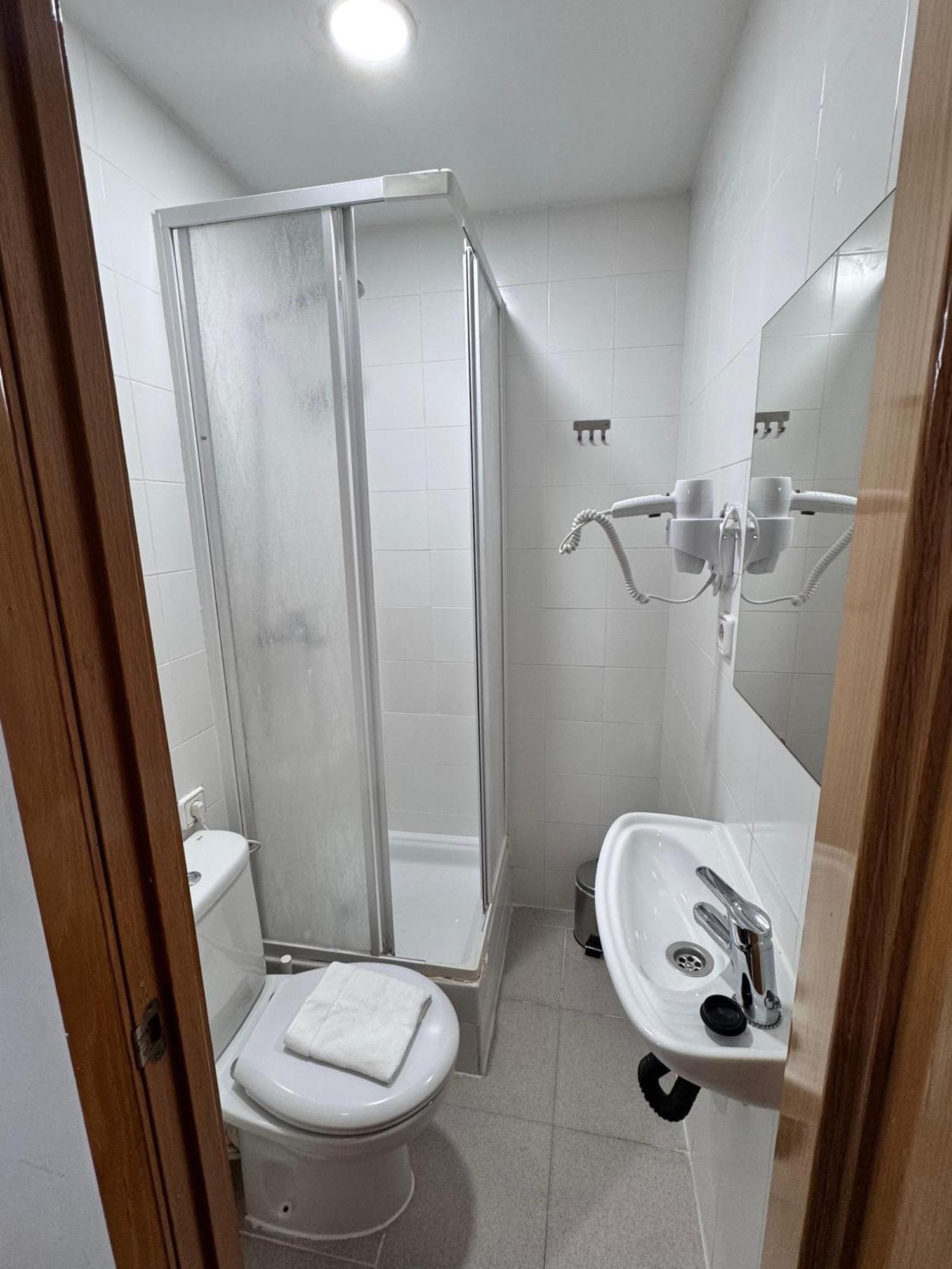Hostal Flat55Madrid — Photos 3